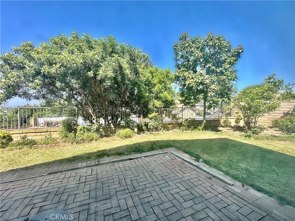 2568 Highgate Court