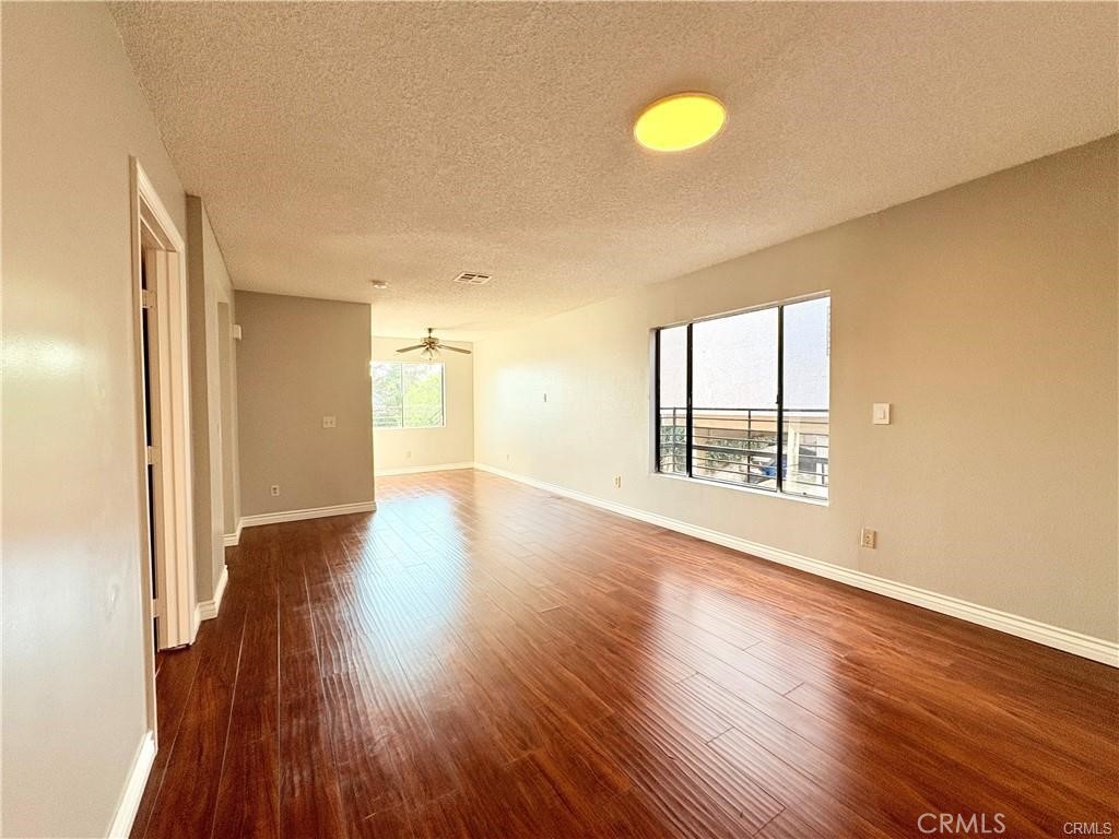 316 W Avenue 38