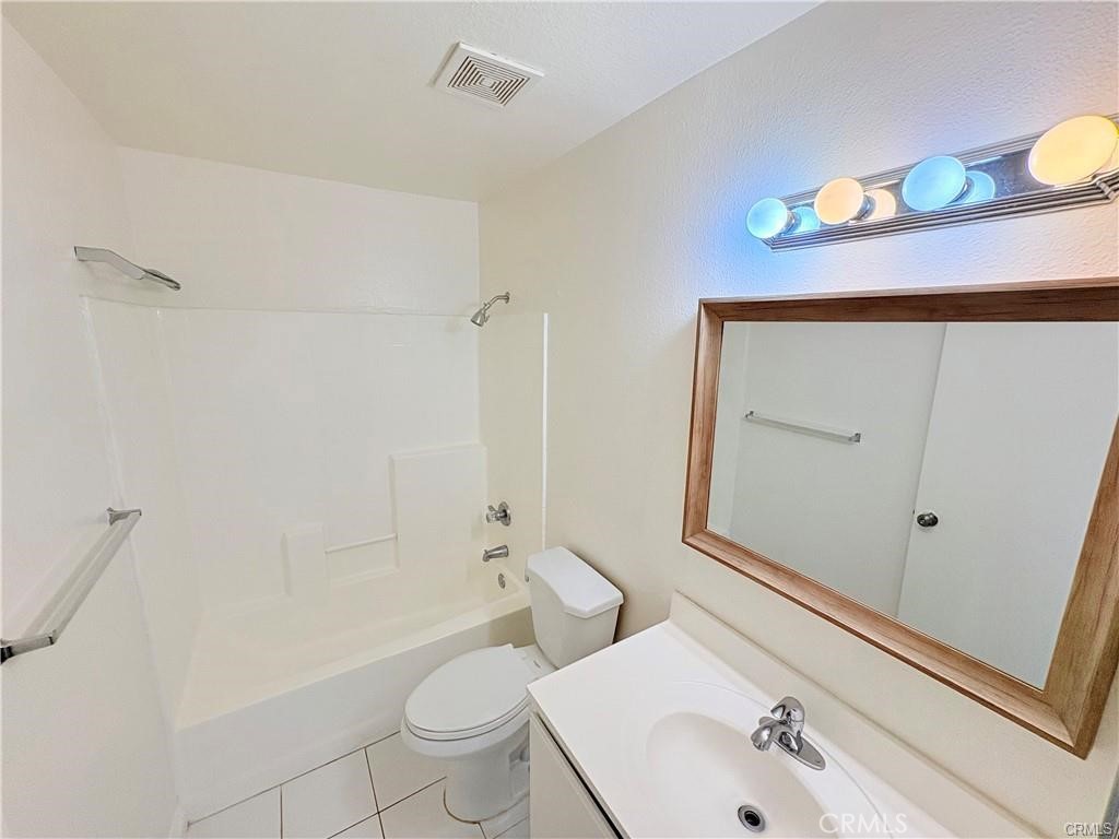 316 W Avenue 38
