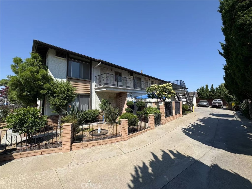 860 S Greenwood Avenue B