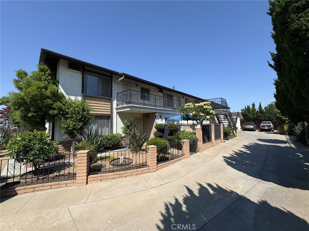 860 S Greenwood Avenue B