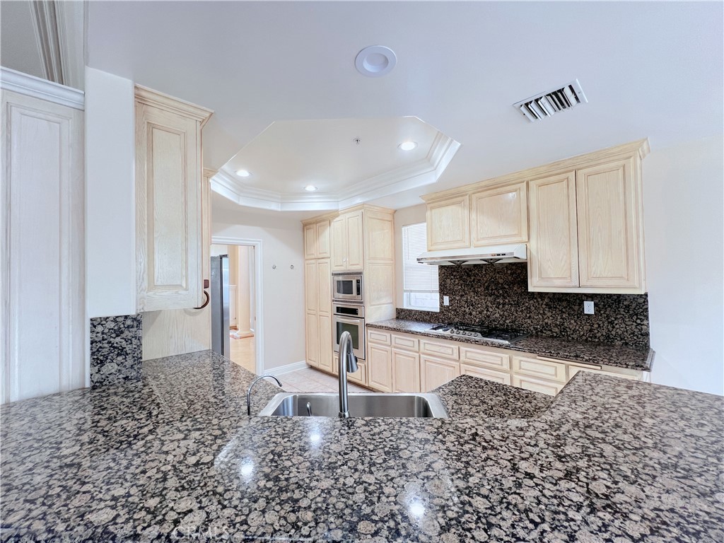 339 E Floral Avenue