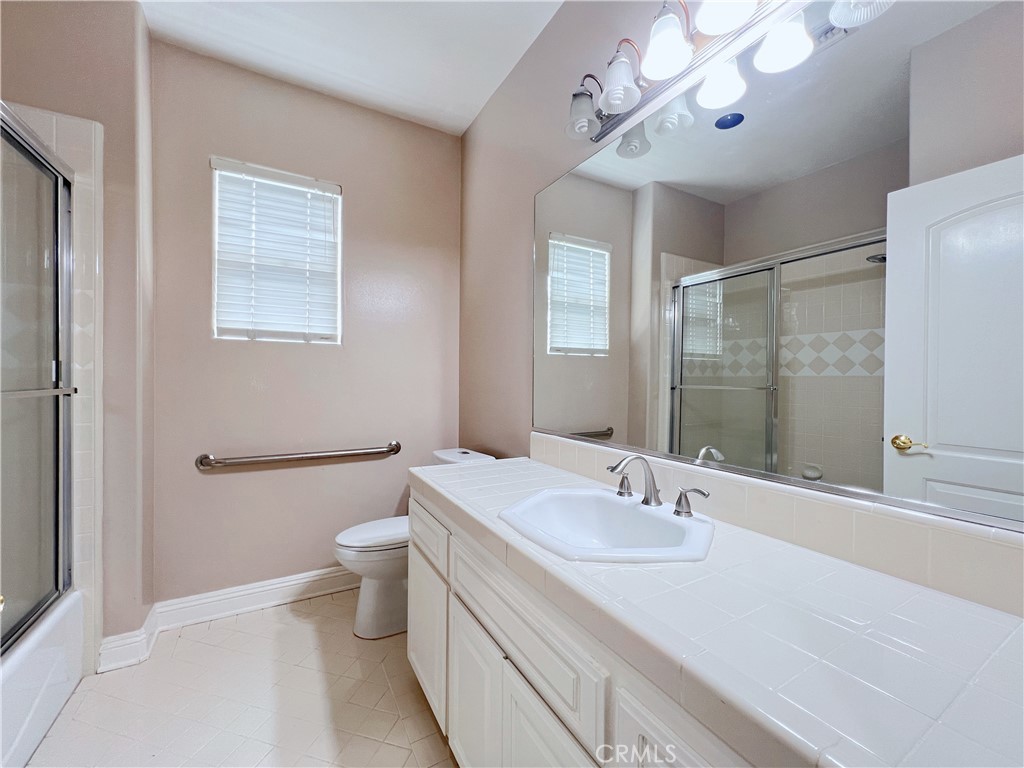 339 E Floral Avenue