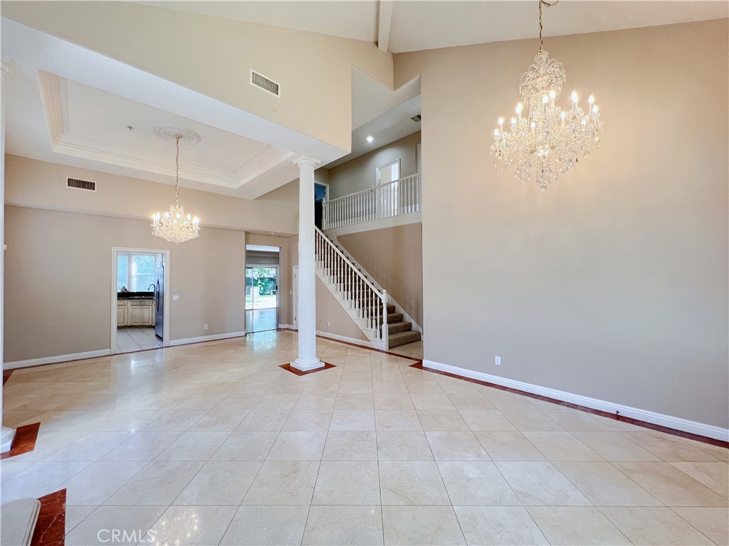 339 E Floral Avenue