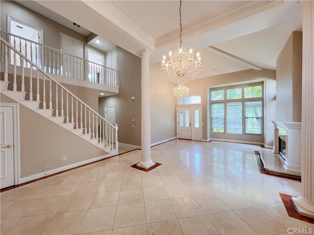 339 E Floral Avenue
