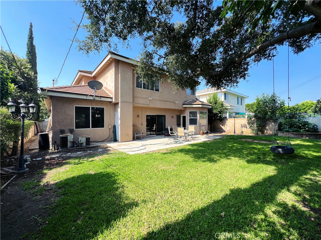 339 E Floral Avenue
