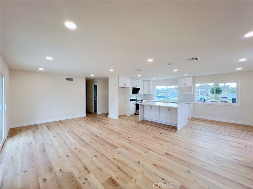 5261 Raintree Street