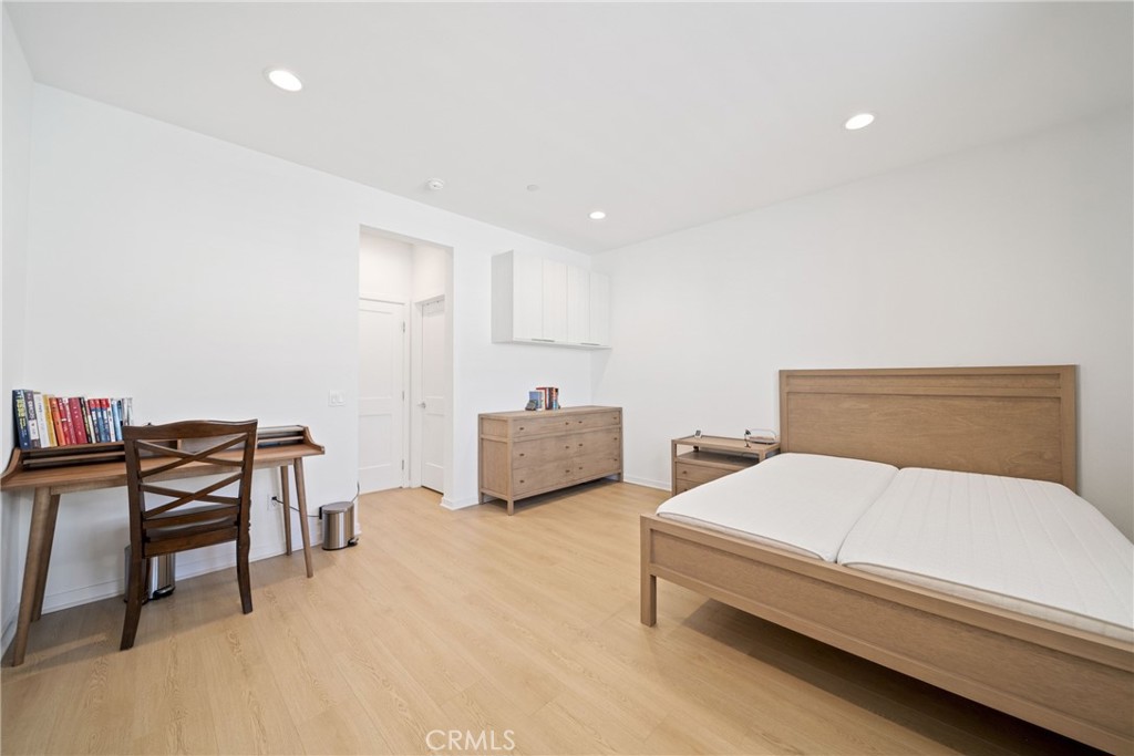 207 Colby Circle