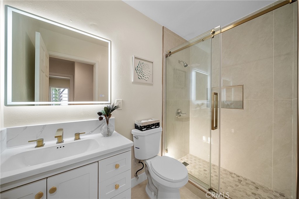 360 S Greengrove Drive