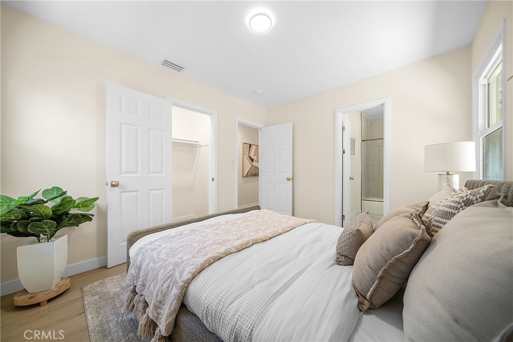 360 S Greengrove Drive