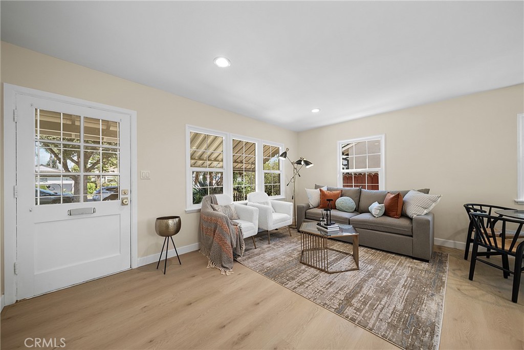 360 S Greengrove Drive