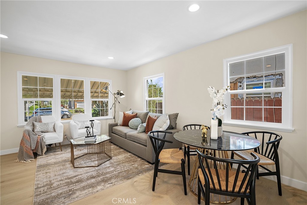 360 S Greengrove Drive