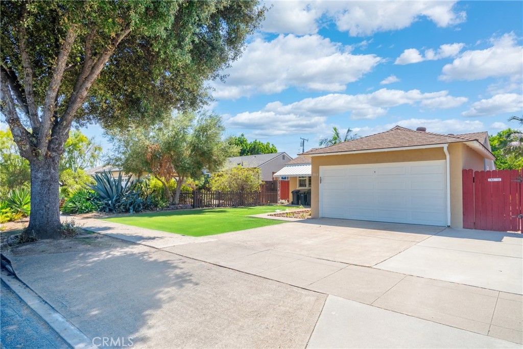 360 S Greengrove Drive