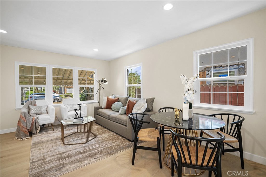 360 S Greengrove Drive