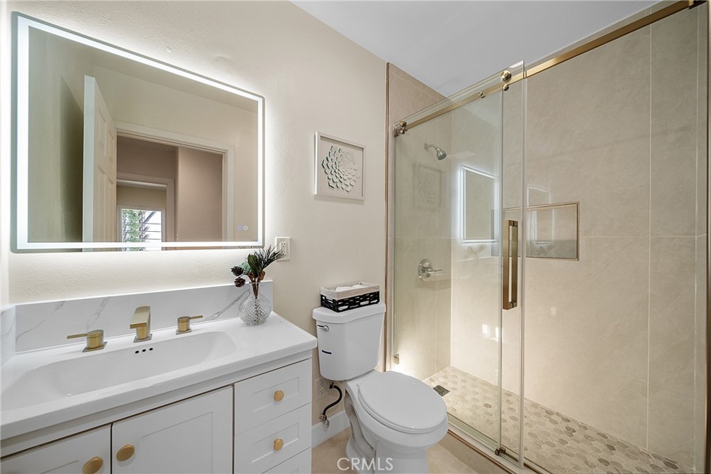 360 S Greengrove Drive