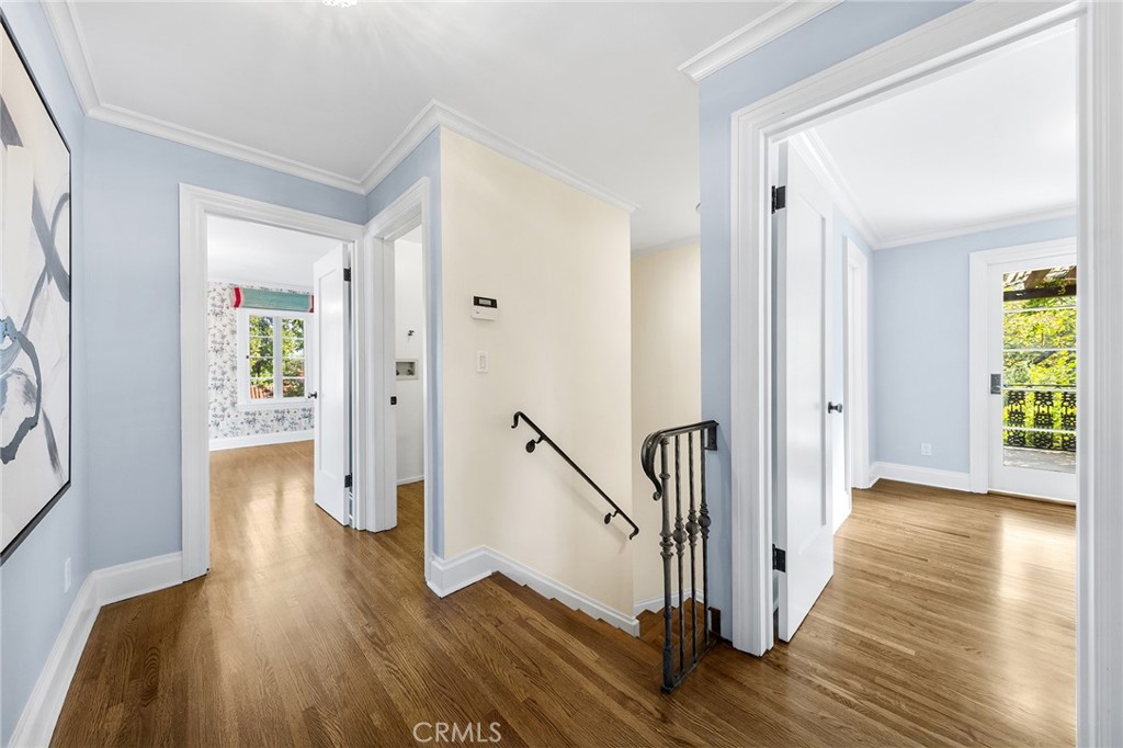 375 La Mirada Avenue