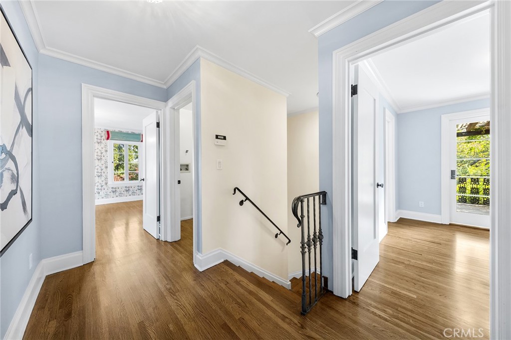 375 La Mirada Avenue