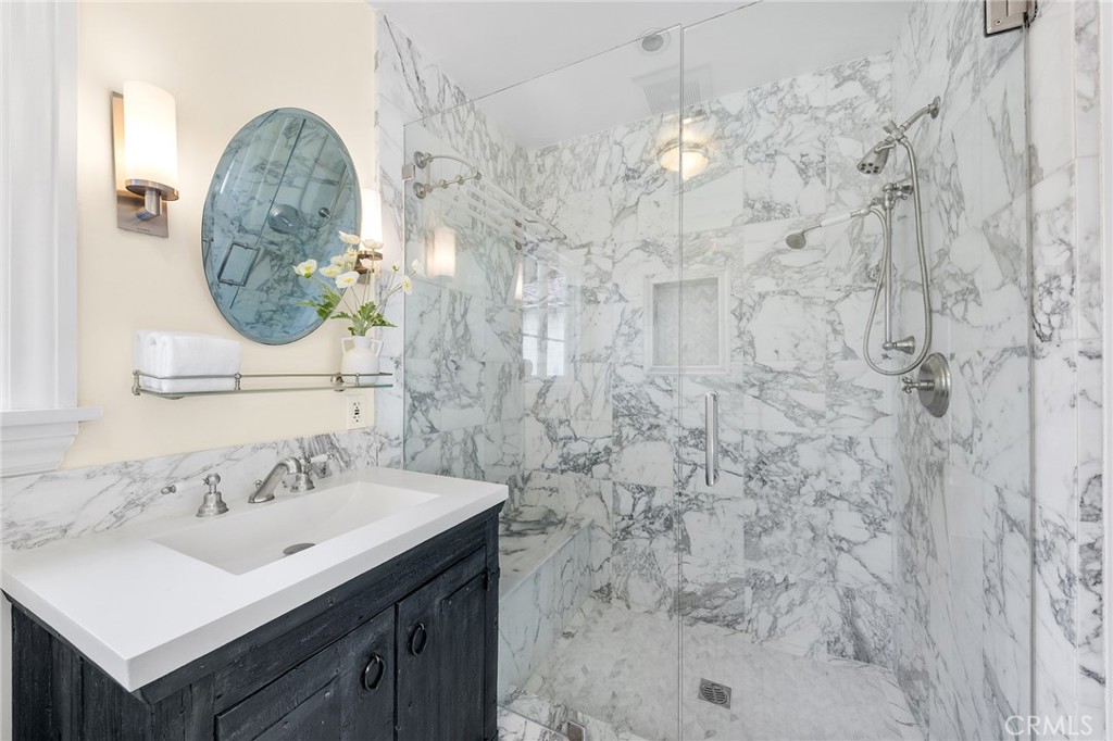 375 La Mirada Avenue