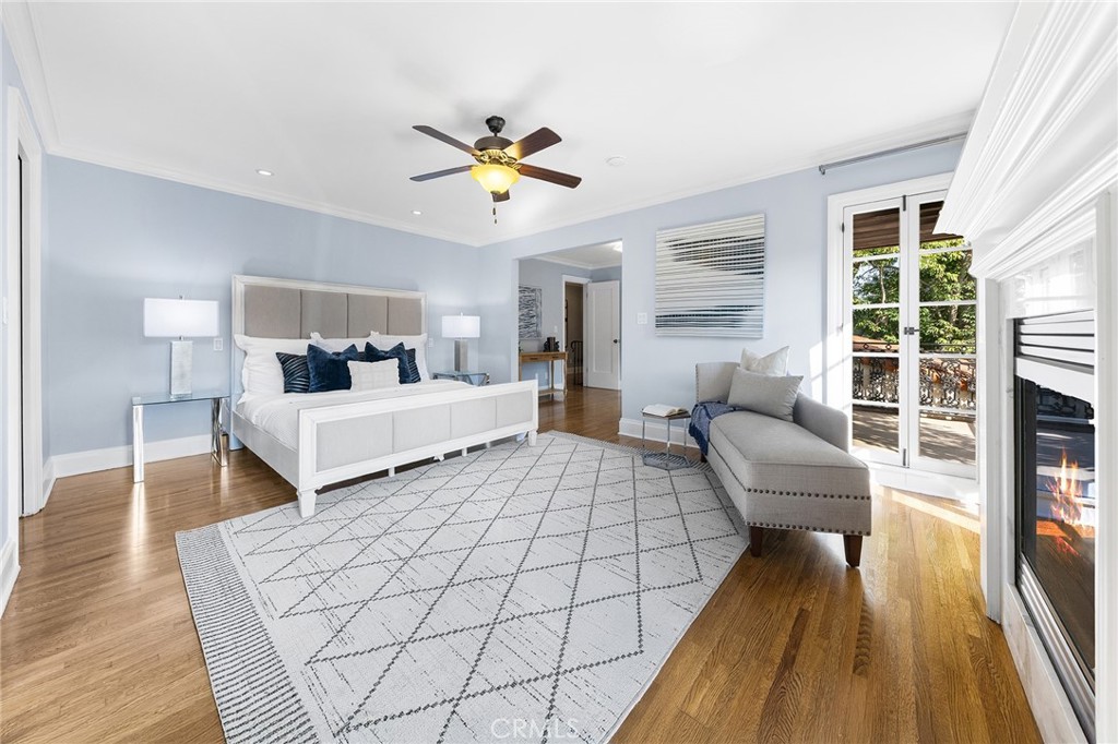 375 La Mirada Avenue