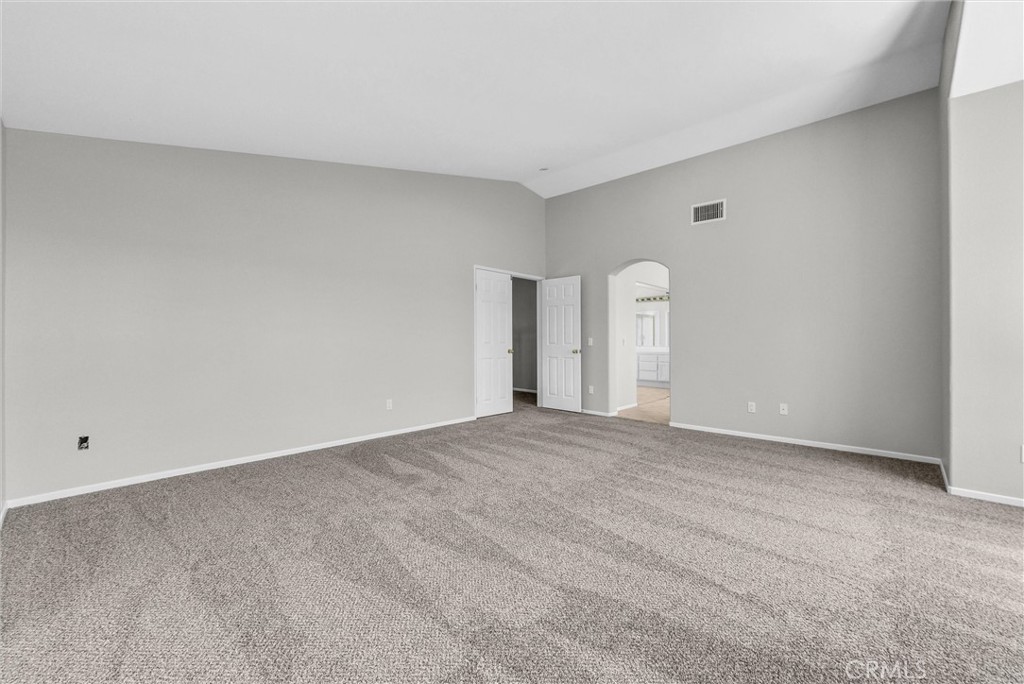 42384 Iron Gate Lane