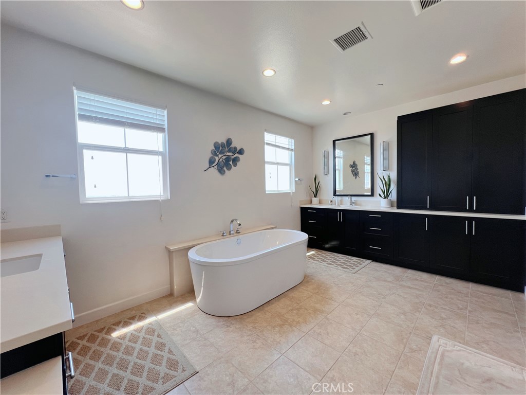 2408 E Kern River Lane