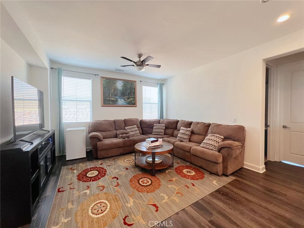 2408 E Kern River Lane