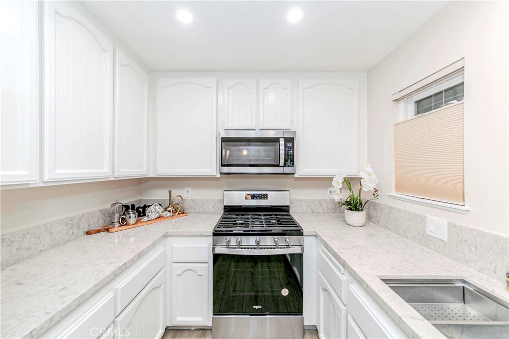 6061 Terrace Lane 43