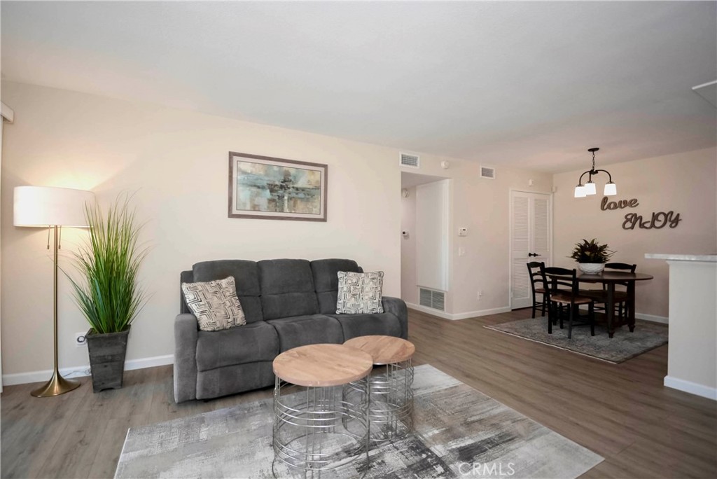 6061 Terrace Lane 43