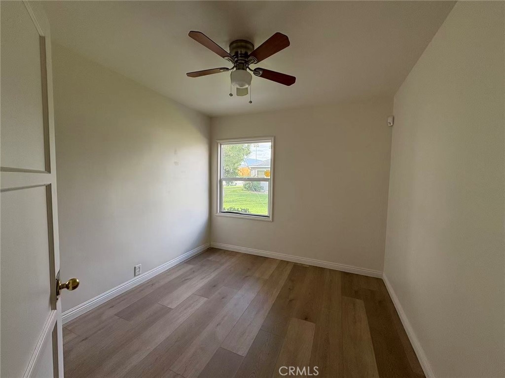 8573 Bennett Ave 8575/8579