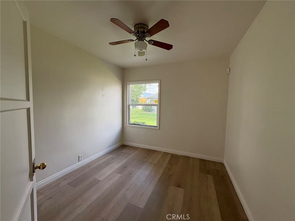 8573 Bennett Ave 8575/8579