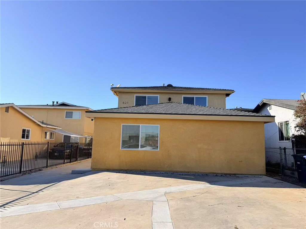 621 Leonard Ave A