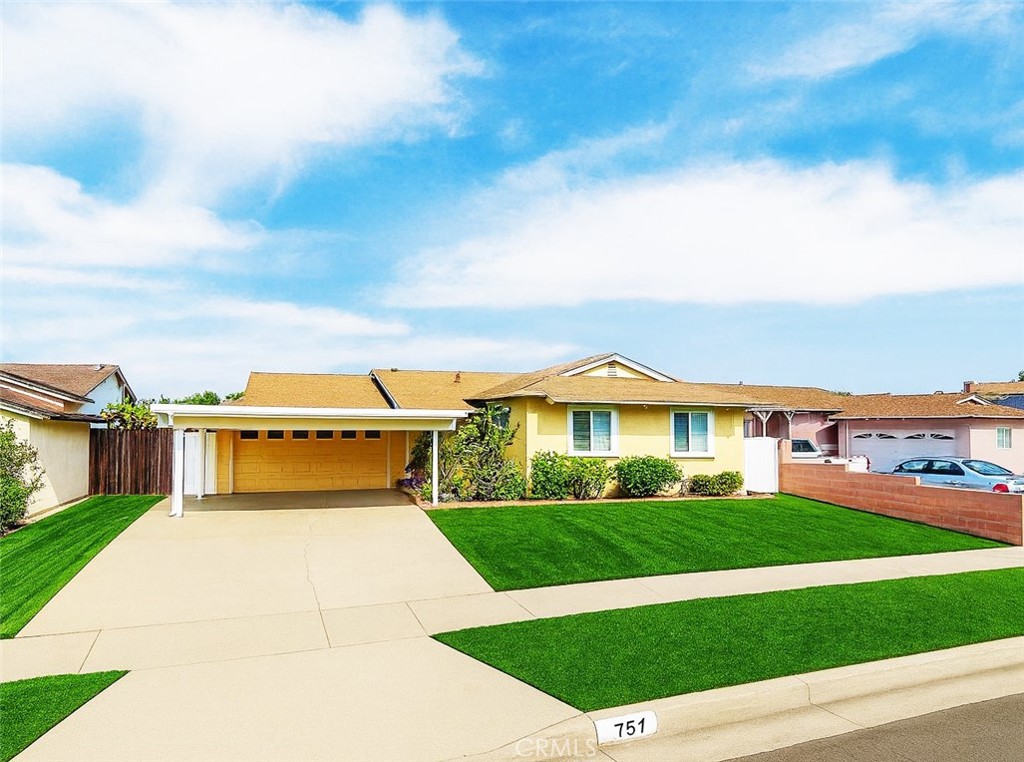 751 W 209th