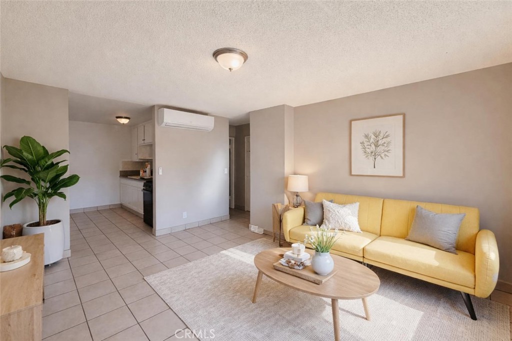 623 Leonard 1/2