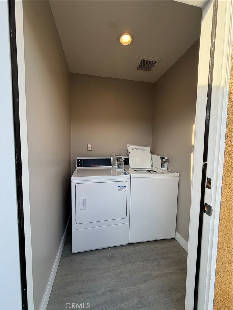 623 Leonard 1/2