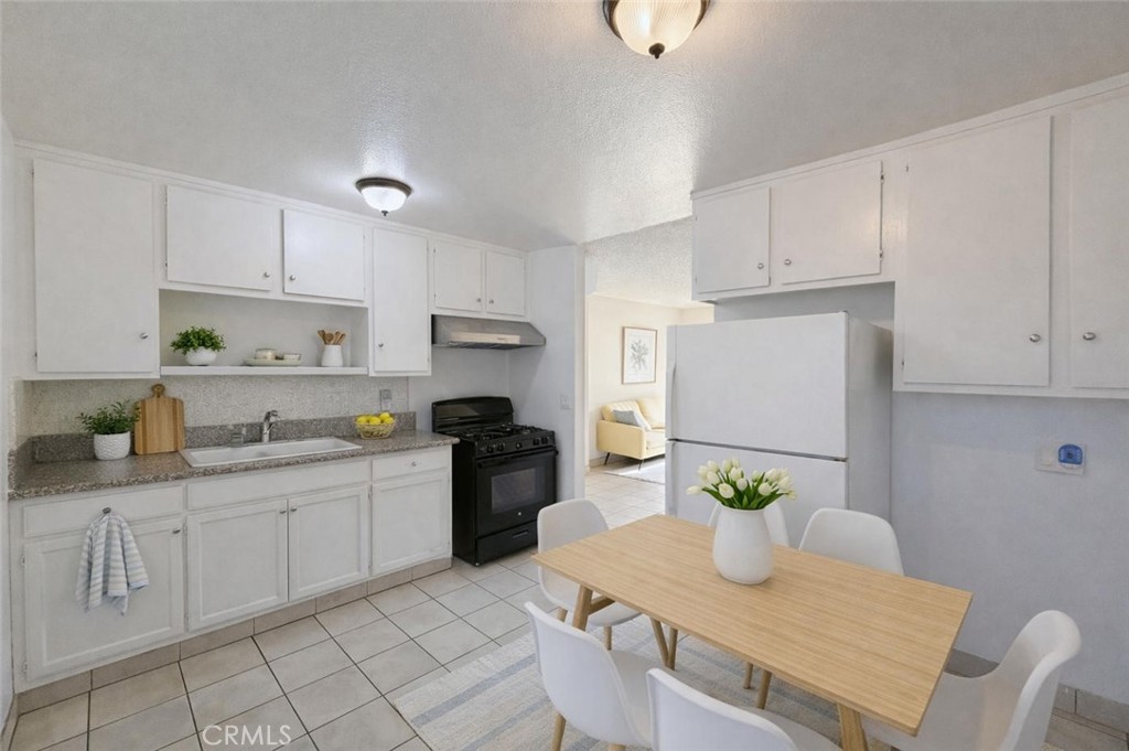 623 Leonard 1/2