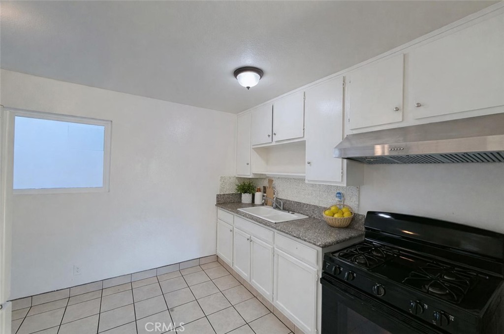 623 Leonard 1/2