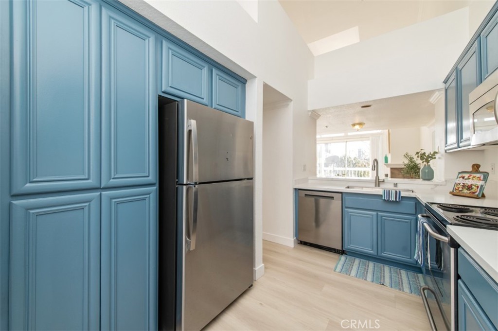 20301 Bluffside Circle D401