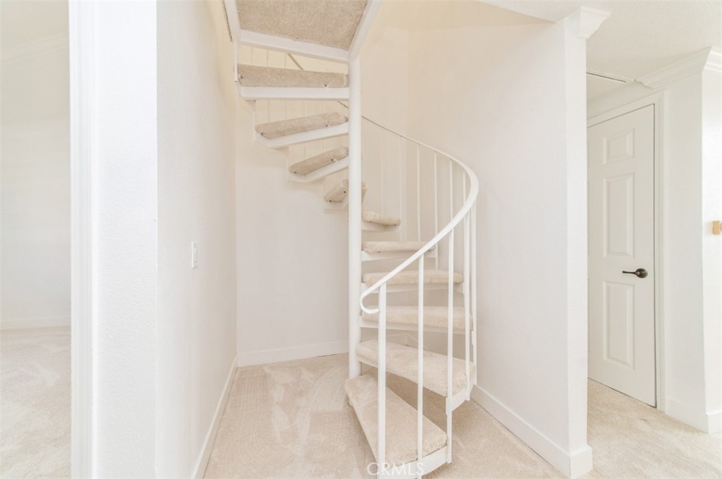 20301 Bluffside Circle D401