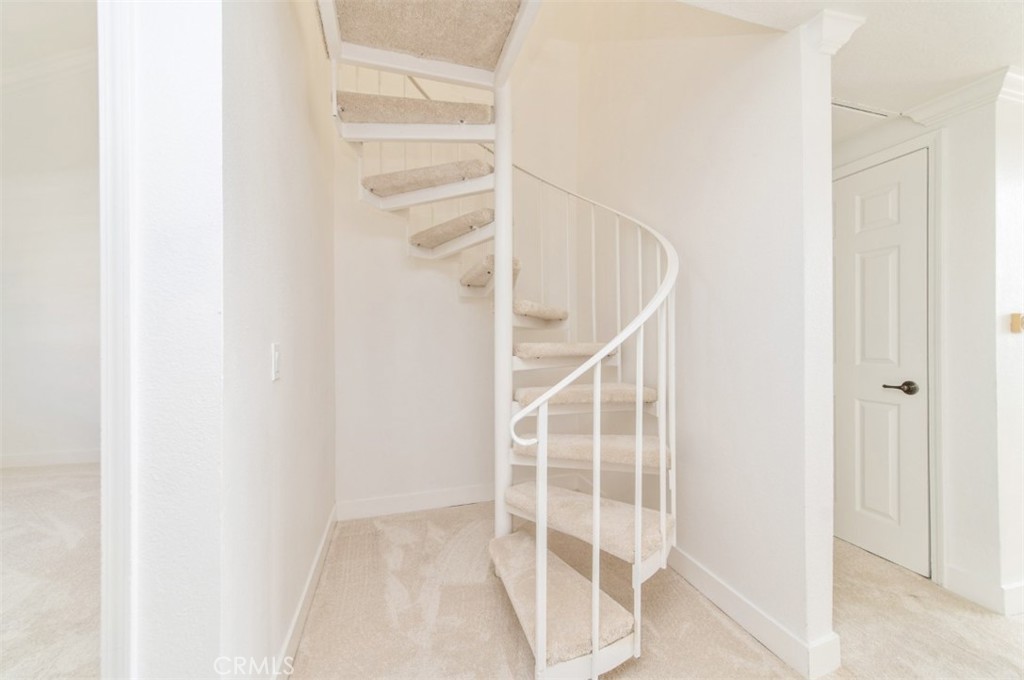 20301 Bluffside Circle D401