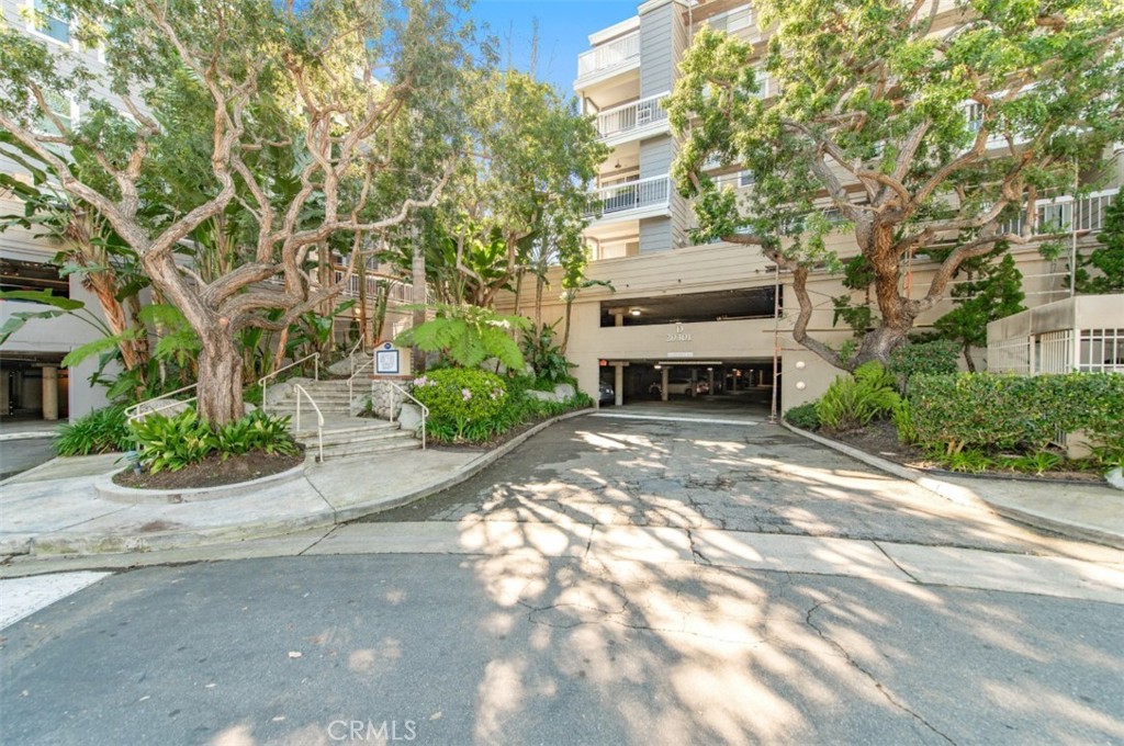 20301 Bluffside Circle D401