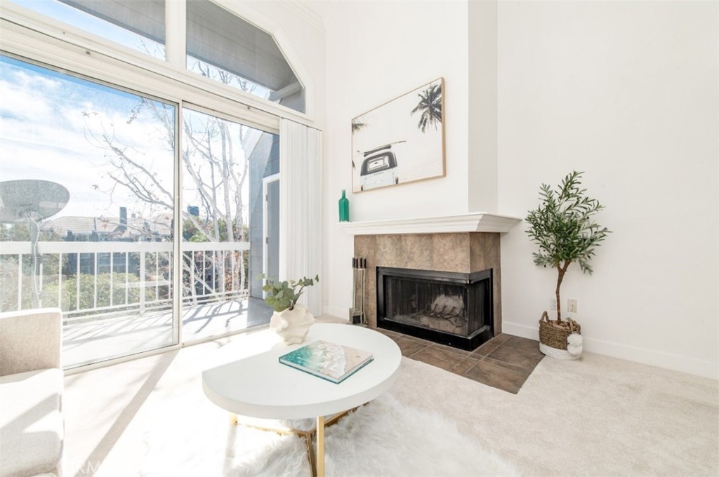 20301 Bluffside Circle D401