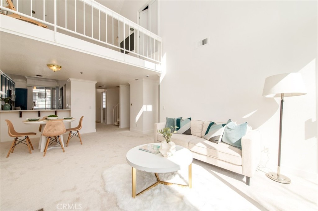 20301 Bluffside Circle D401