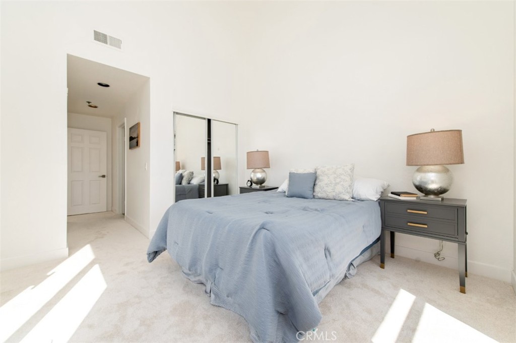 20301 Bluffside Circle D401