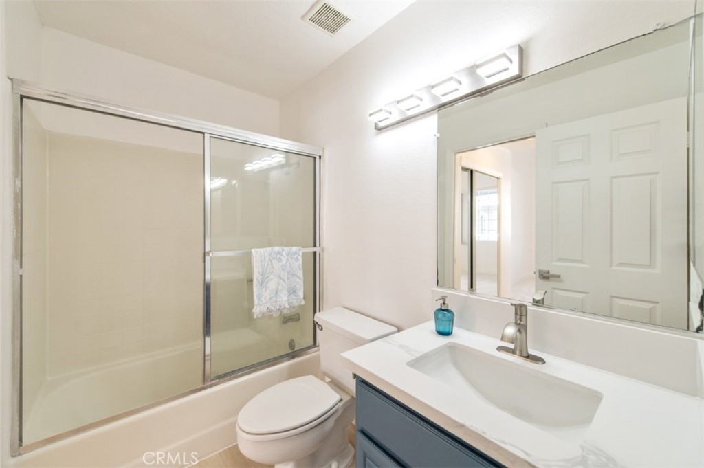 20301 Bluffside Circle D401