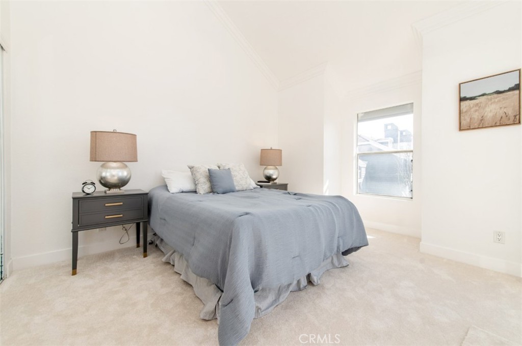 20301 Bluffside Circle D401