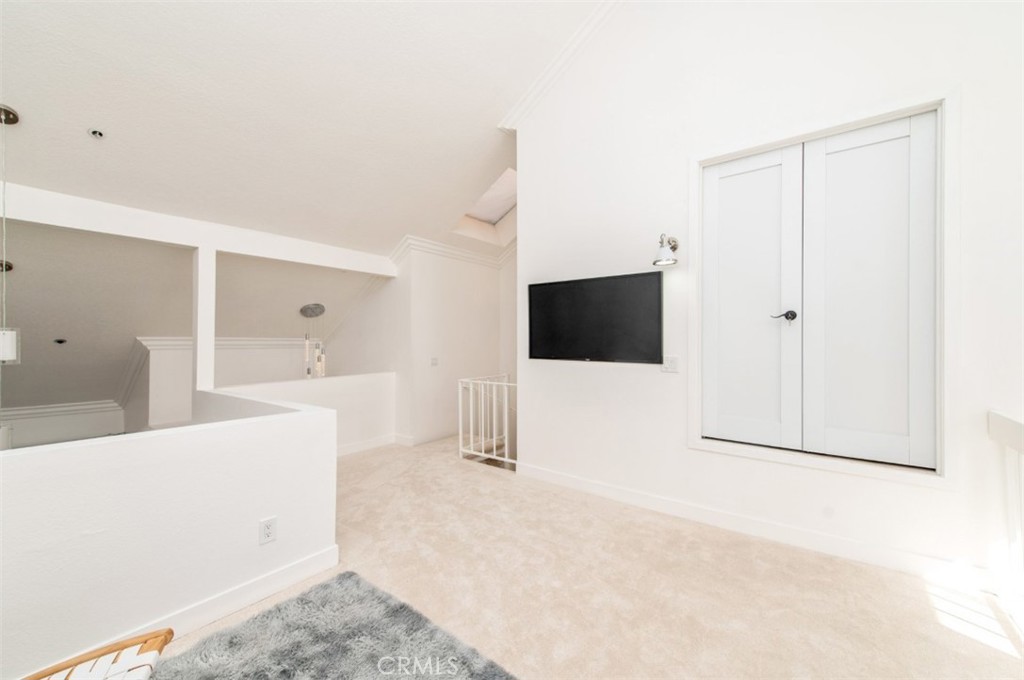 20301 Bluffside Circle D401