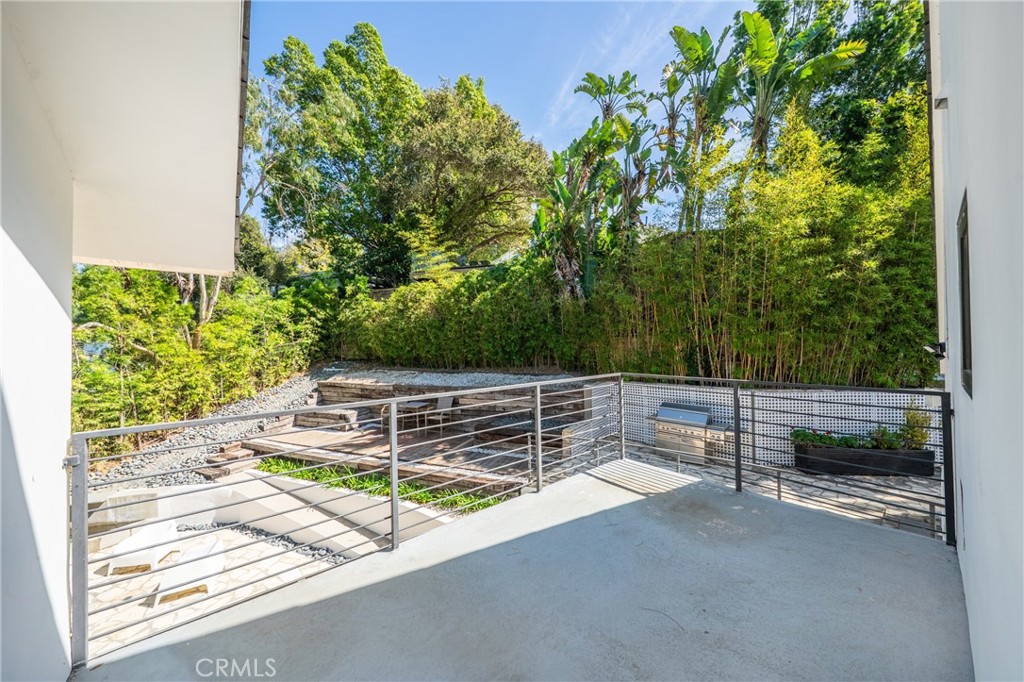 9653 Oak Pass Rd