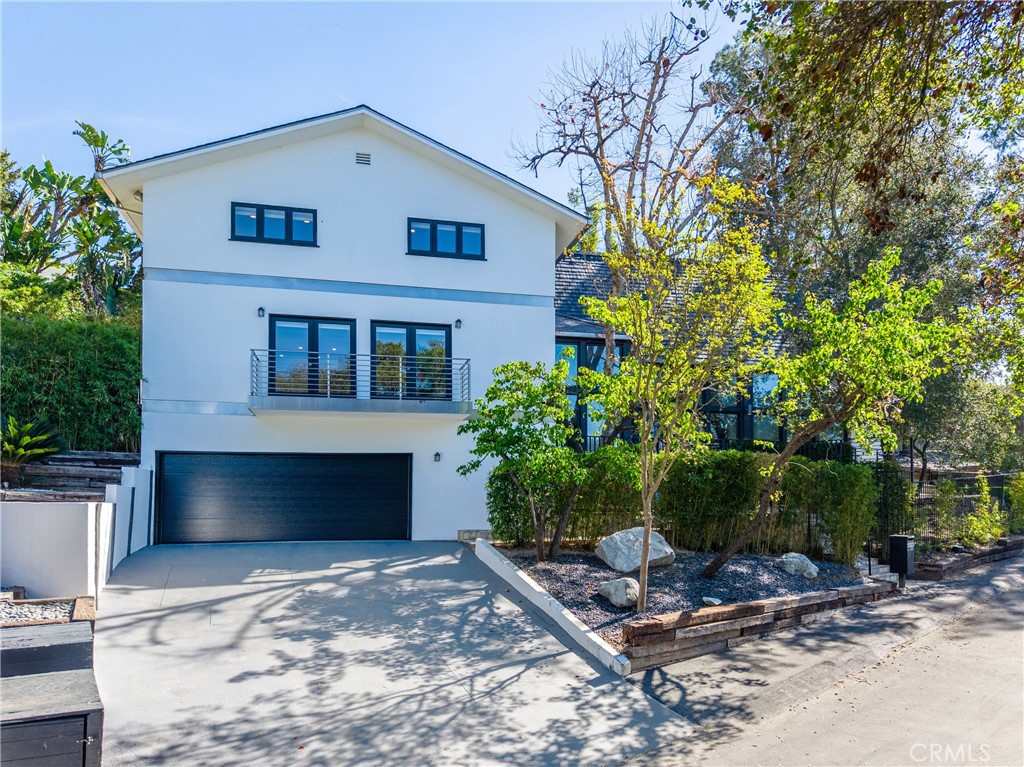 9653 Oak Pass