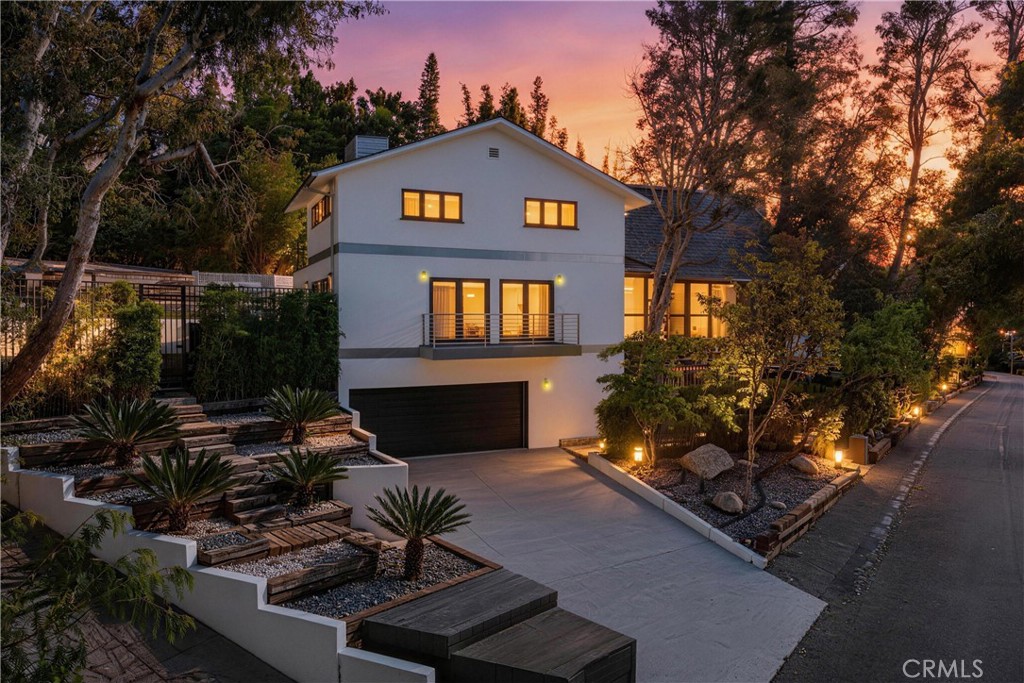9653 Oak Pass