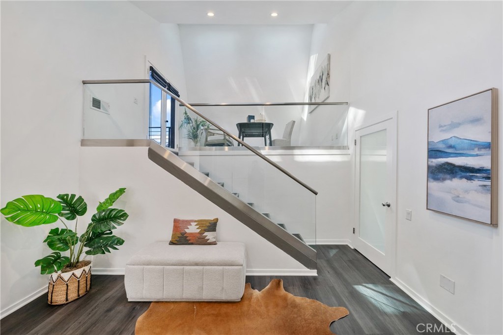 9653 Oak Pass